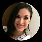 Laureata in Scienze Chimiche, impartisce lezioni di Matematica, Fisica e Chimica per elementari, medie e superiori